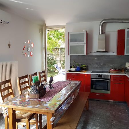 Casa Con Giardino E Cucina Hotell Cernusco Sul Naviglio Eksteriør bilde